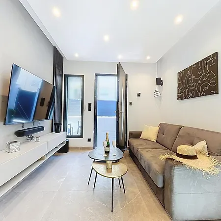 Holiday home La Eden - Maison De Luxe - 4pers - Jacuzzi - 10min Cannes *