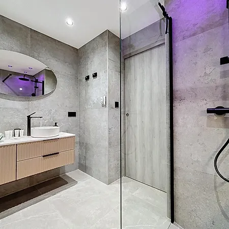 Holiday home La Eden - Maison De Luxe - 4pers - Jacuzzi - 10min Cannes Le Cannet
